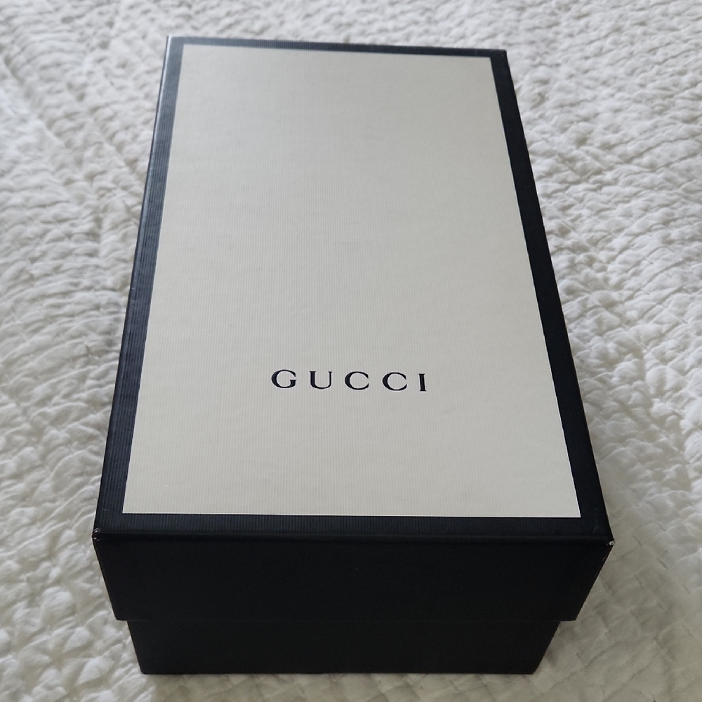 Authentic Gucci Black and White Shoe Box